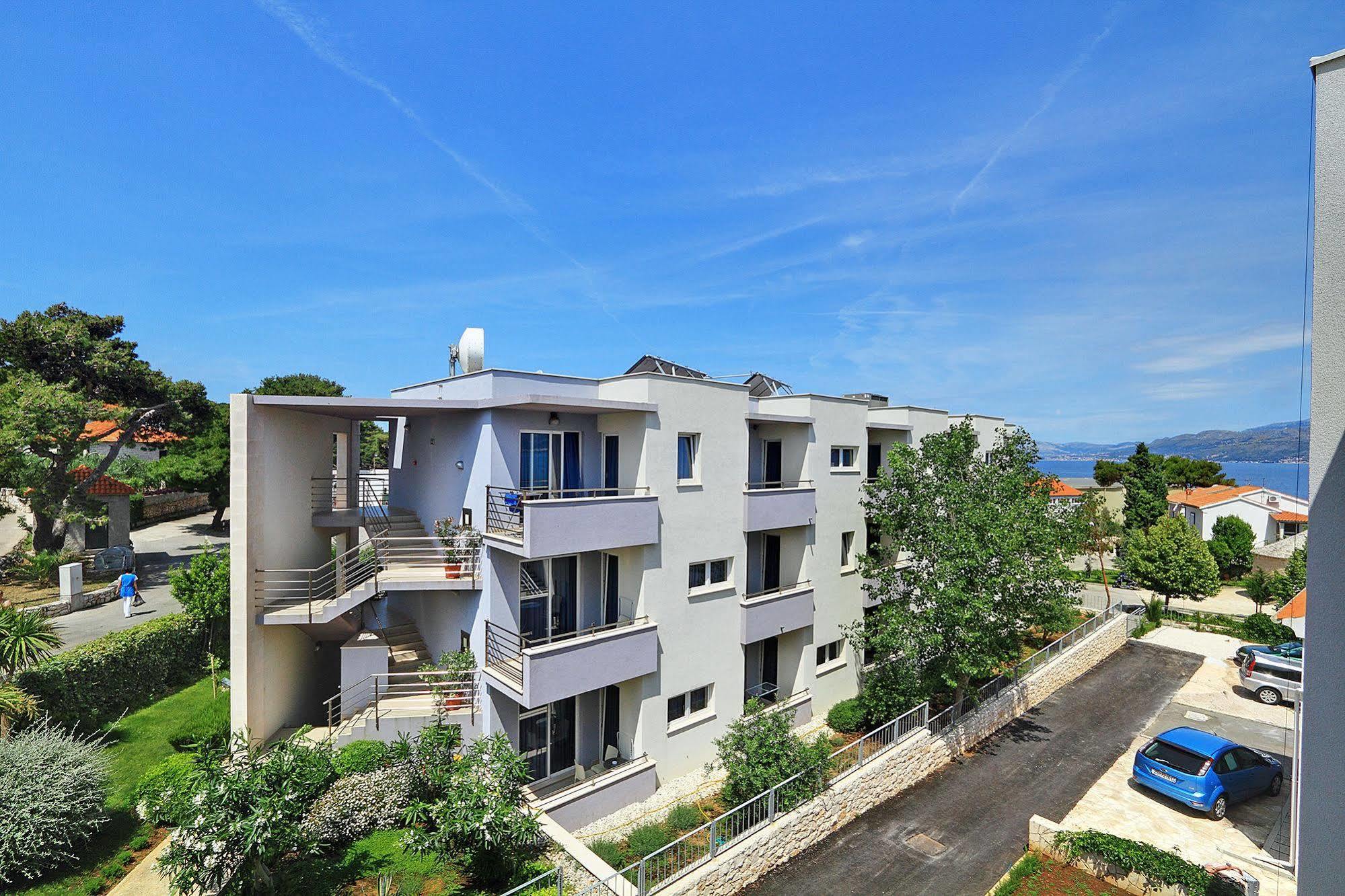 Apartmani Marija 포스티라 외부 사진